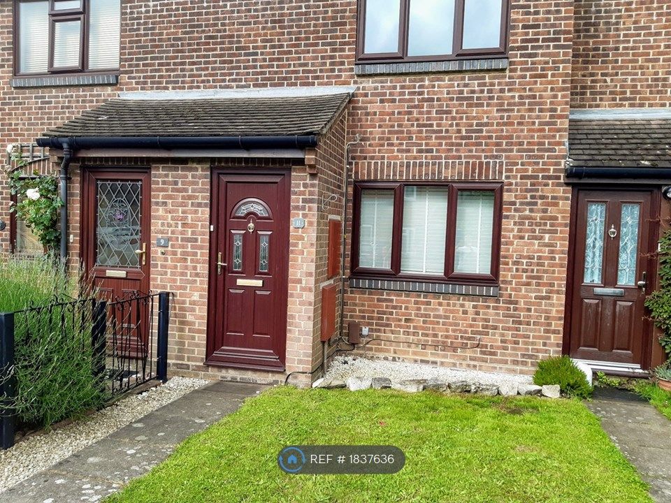 2 bed terraced house to rent in Gillcrest, Fareham PO14, £1,150 pcm