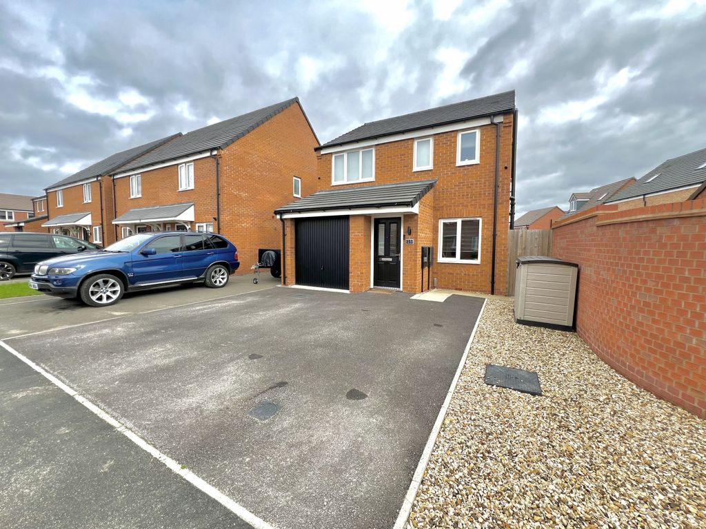 3 bed detached house for sale in Penelope Grove, Cardea, Peterborough