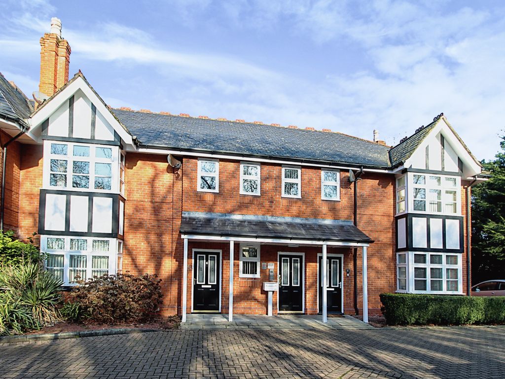 2 bed flat for sale in Cedar Court, Prescot L34 Zoopla