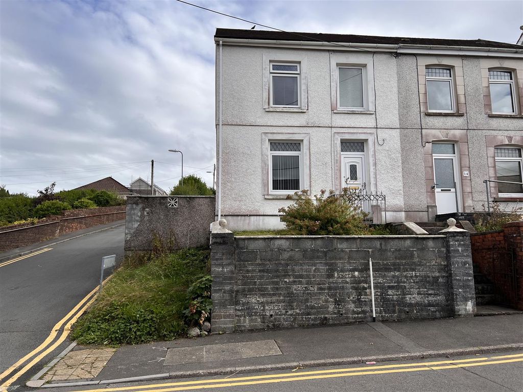 3 bed semidetached house for sale in Brynamman Road, Lower Brynamman