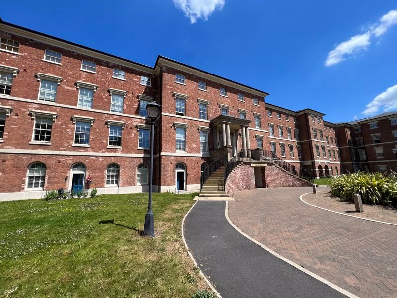 1 bed flat for sale in St Mansions, St. Parkway