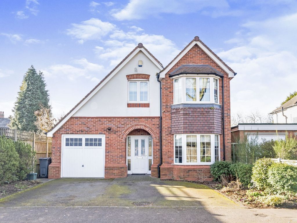 4 bed detached house for sale in The Boulevard, Wylde Green, Sutton