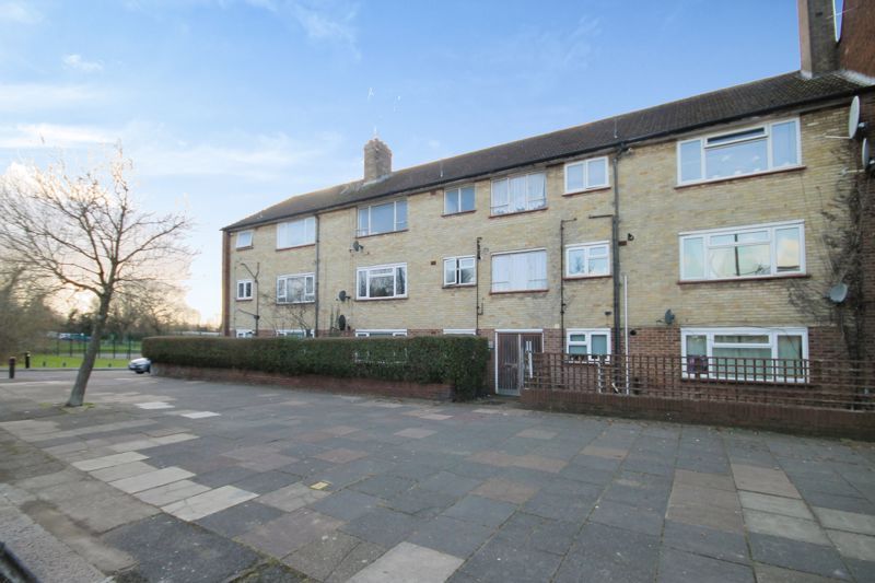 2 bed flat for sale in Horsenden Lane North, Perivale, Greenford UB6