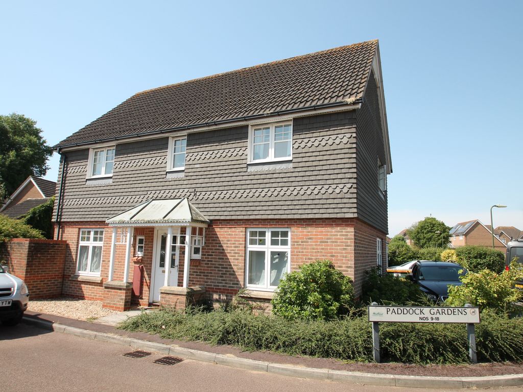4 bed detached house to rent in Paddock Gardens, Lymington SO41 Zoopla