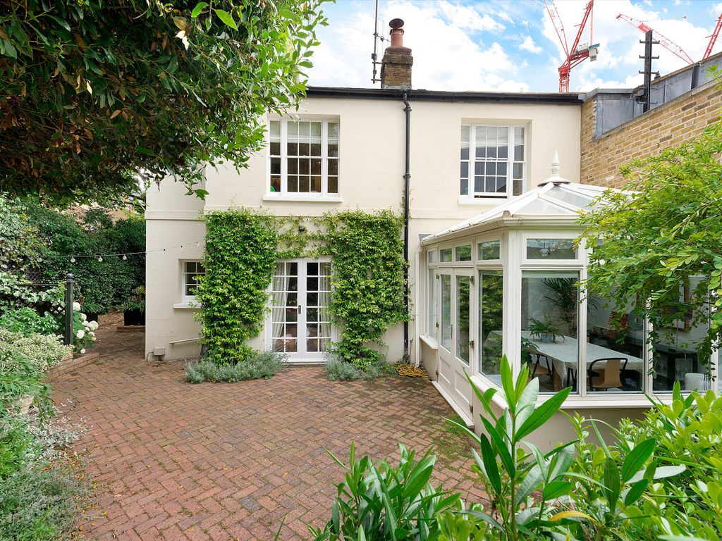 3 bed semidetached house for sale in Ranelagh Cottages, London SW1W, £