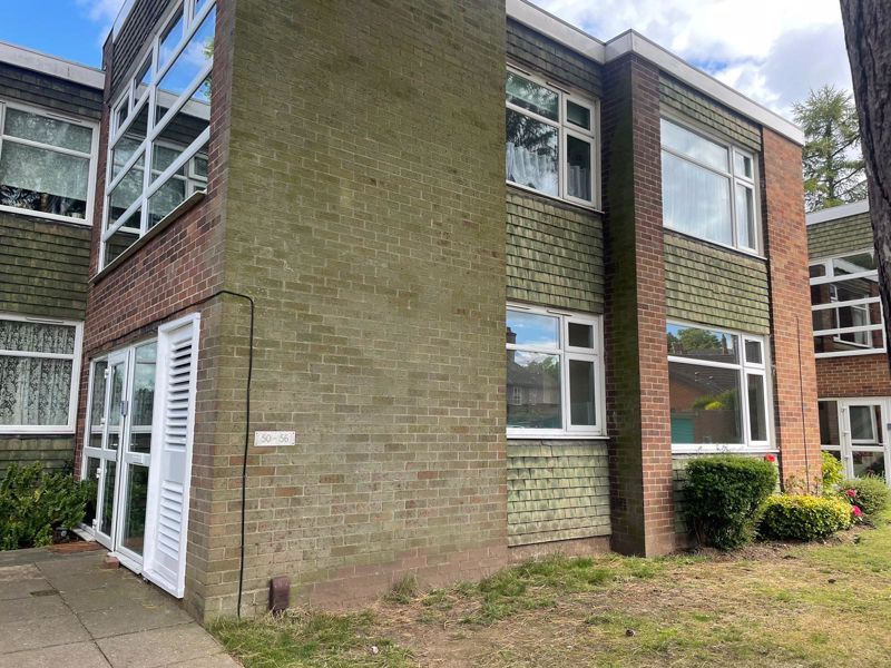 2 bed flat to rent in Shenstone Court, Wolverhampton WV3, £650 pcm Zoopla