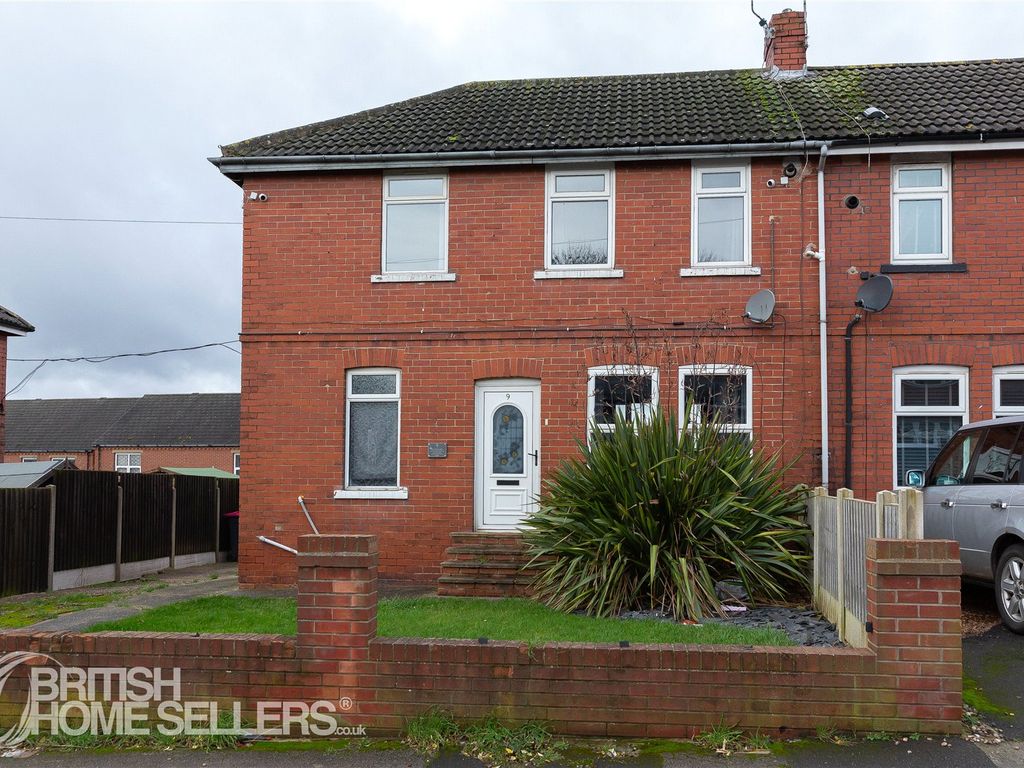 3 bed semidetached house for sale in Heatherdale Road, Maltby