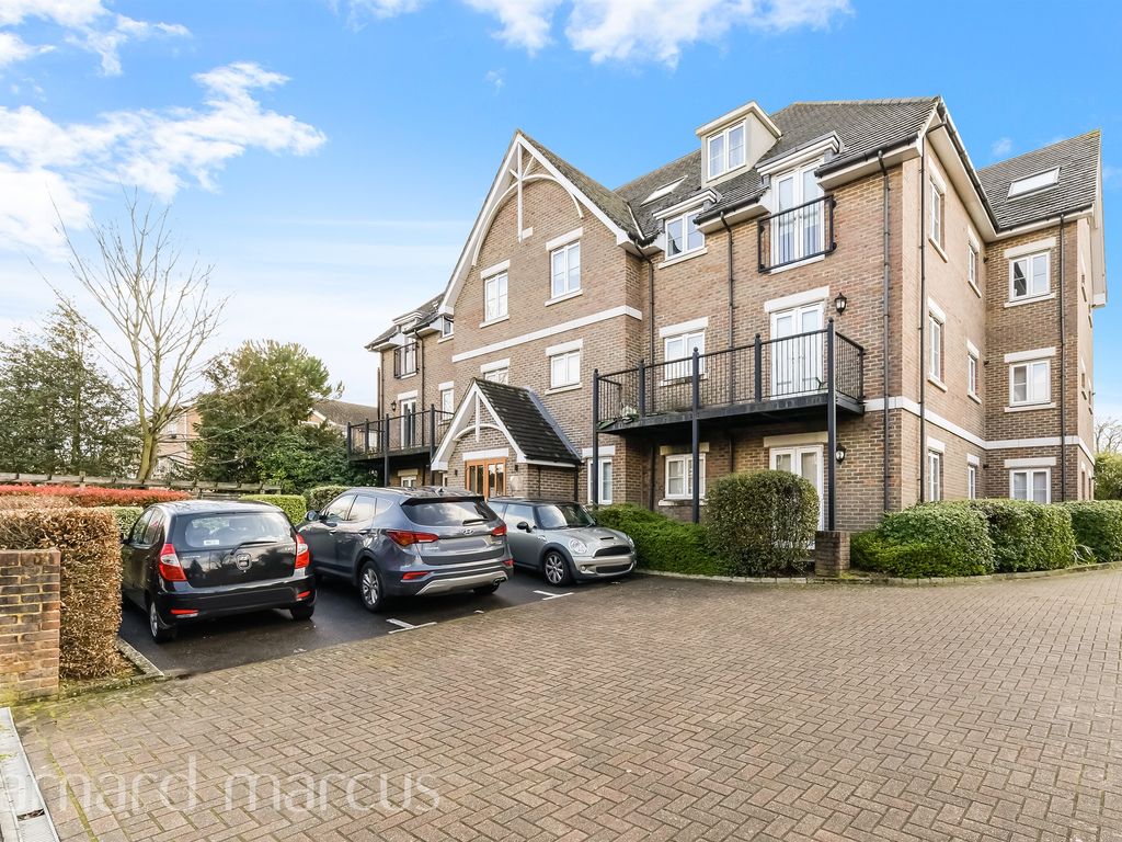 2 bed flat for sale in Mulgrave Road, Sutton SM2, £375,000 Zoopla
