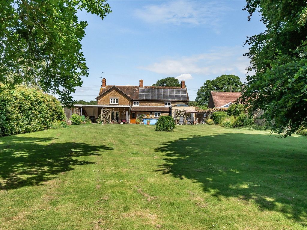 4 bed detached house for sale in Street Lane, Higher Yeovil