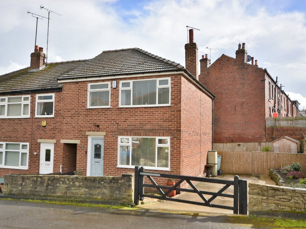 3 bed terraced house for sale in Springfield Close, Horsforth, Leeds, West Yorkshire LS18 Zoopla