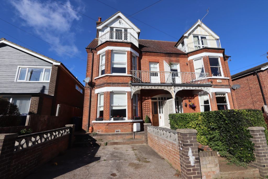 Semidetached house for sale in Bath Road, Felixstowe IP11 Zoopla