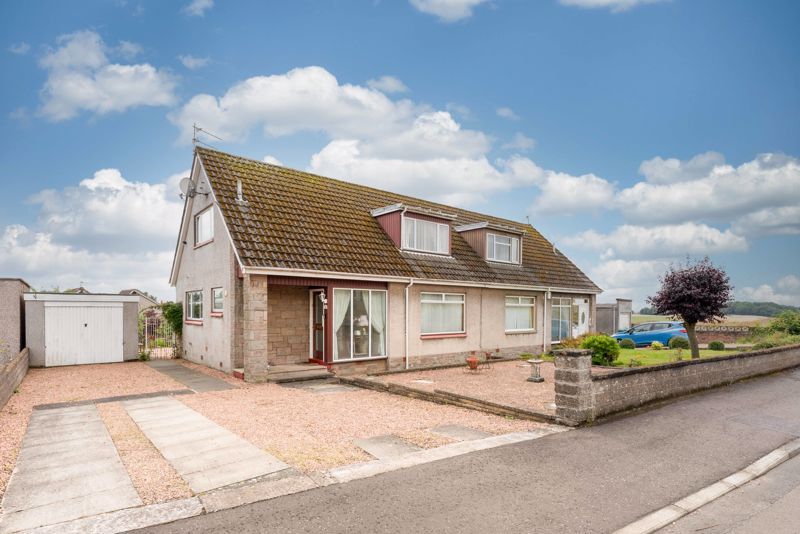 3 bed semidetached house for sale in Douglas Drive, Crossford