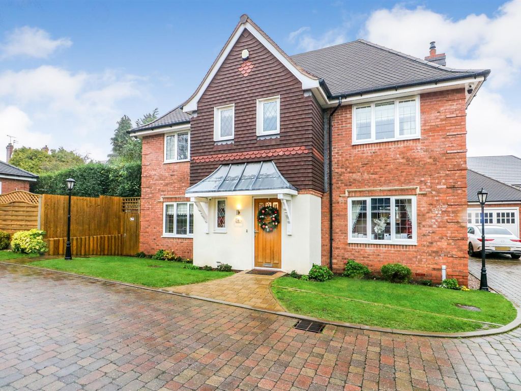 5 bed detached house to rent in Beech Hill Close, Sutton Coldfield B72