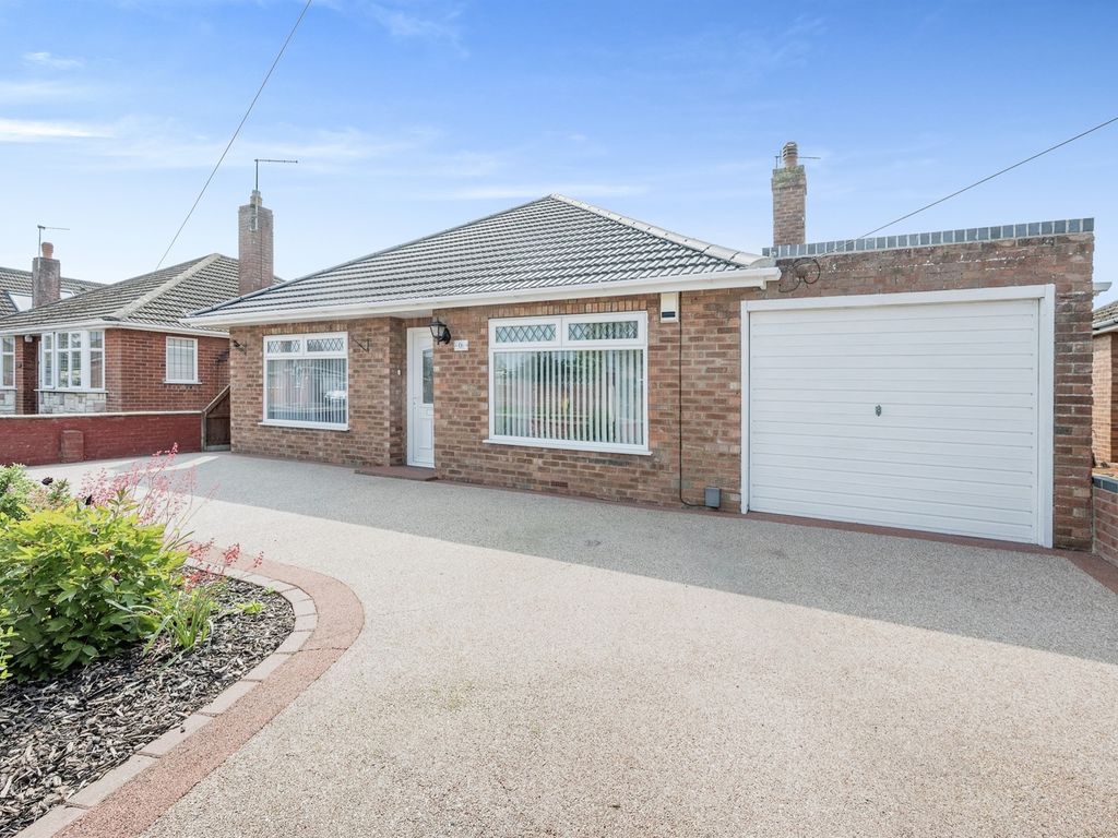 2 bed detached bungalow for sale in Leveson Road, Sprowston, Norwich