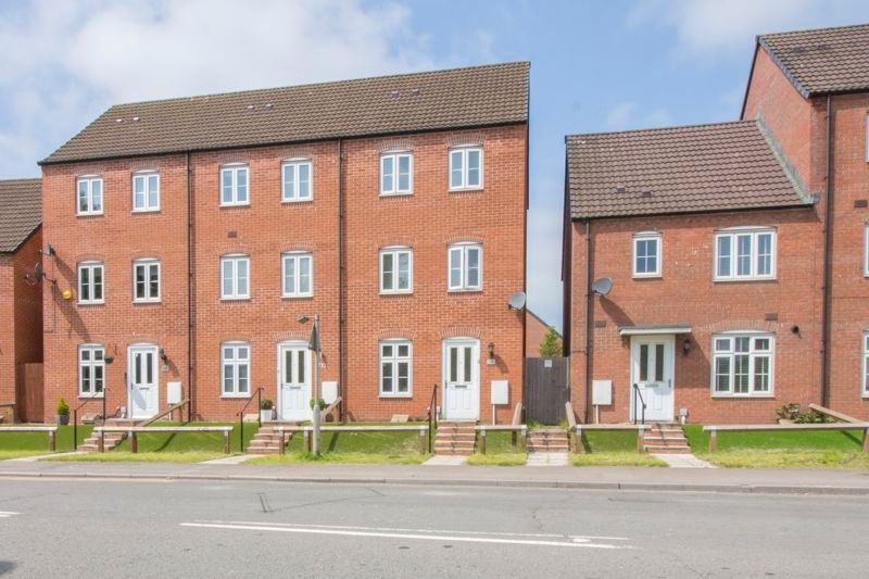 3 bed terraced house for sale in Corporation Road, Newport NP19 Zoopla
