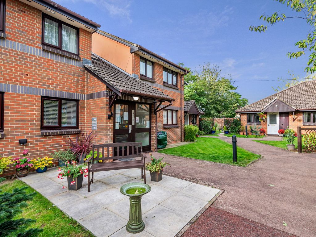 2 bed flat for sale in Berryscroft Road, Berryscroft Court Berryscroft