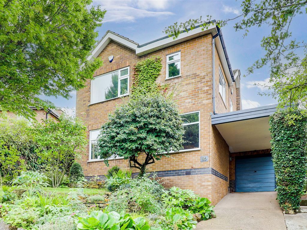 4 bed detached house for sale in Walsingham Road, Woodthorpe