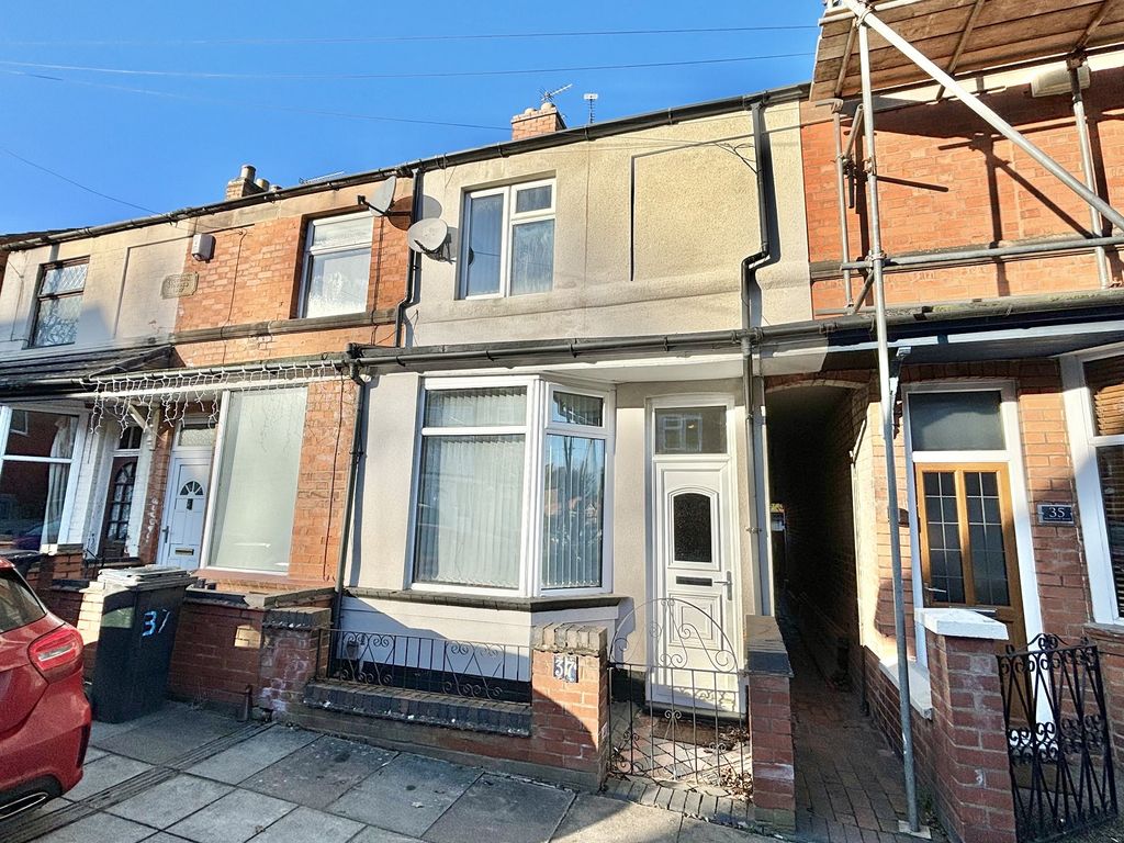 2 bed terraced house for sale in Montrose Road, Leicester