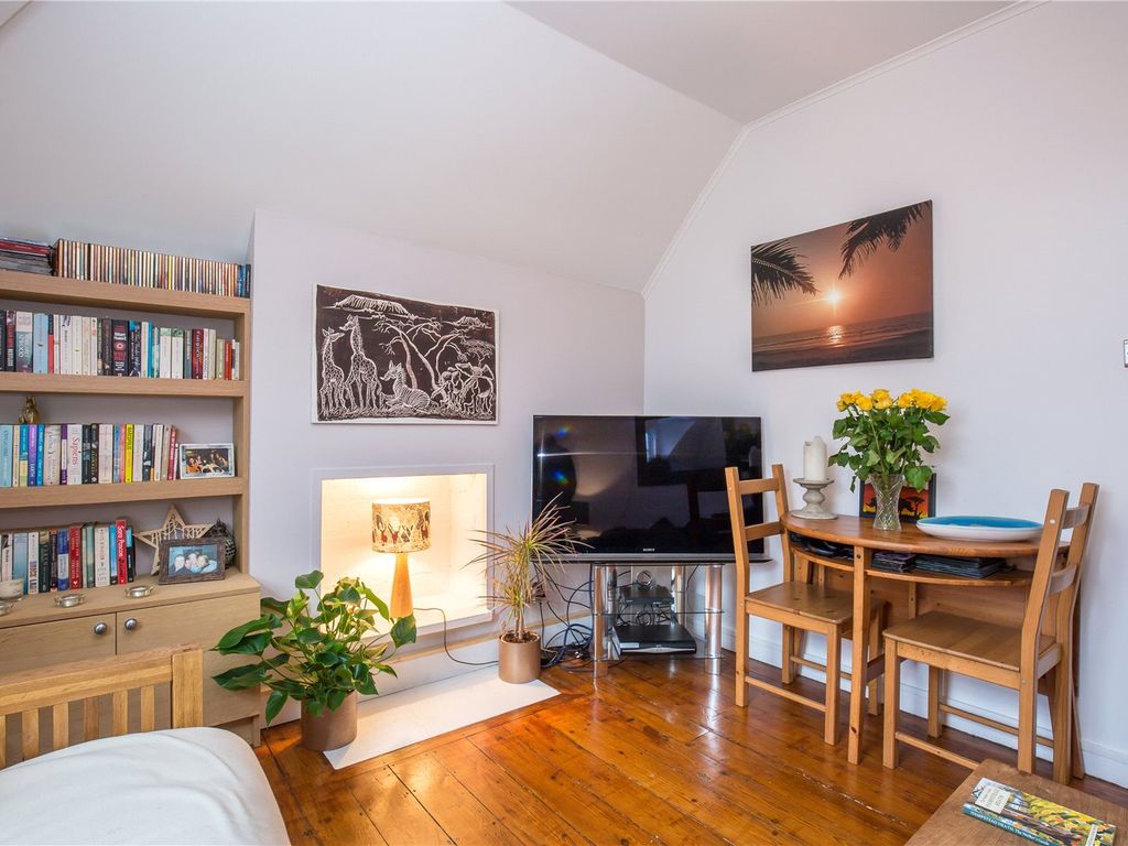 2 bed flat to rent in St. Albans Road, Dartmouth Park, London NW5 Zoopla