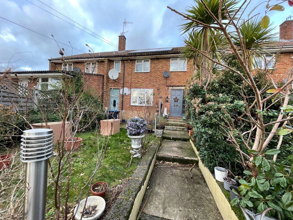3 bed terraced house for sale in Oak Street, Hemel Hempstead HP3 Zoopla