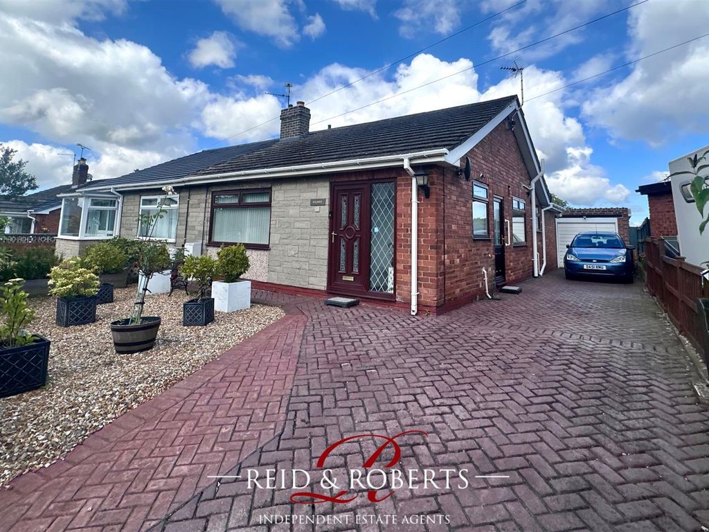 3 bed semidetached bungalow for sale in Bryn Lane, New Brighton, Mold