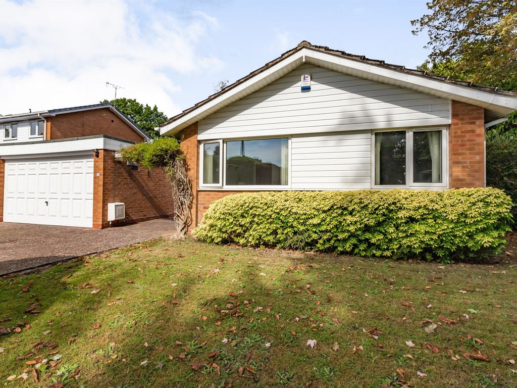 Poolfield Drive, Solihull B91  