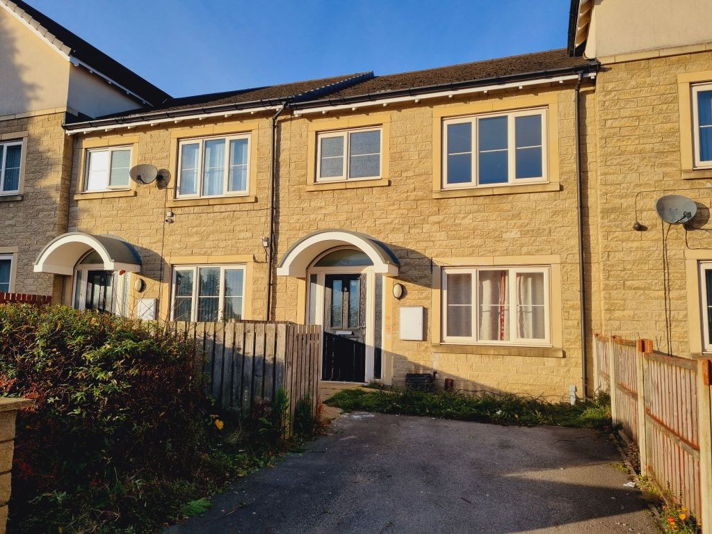 New home, 3 bed terraced house for sale in Harvest Mews, Bradford BD3, £199,000 Zoopla
