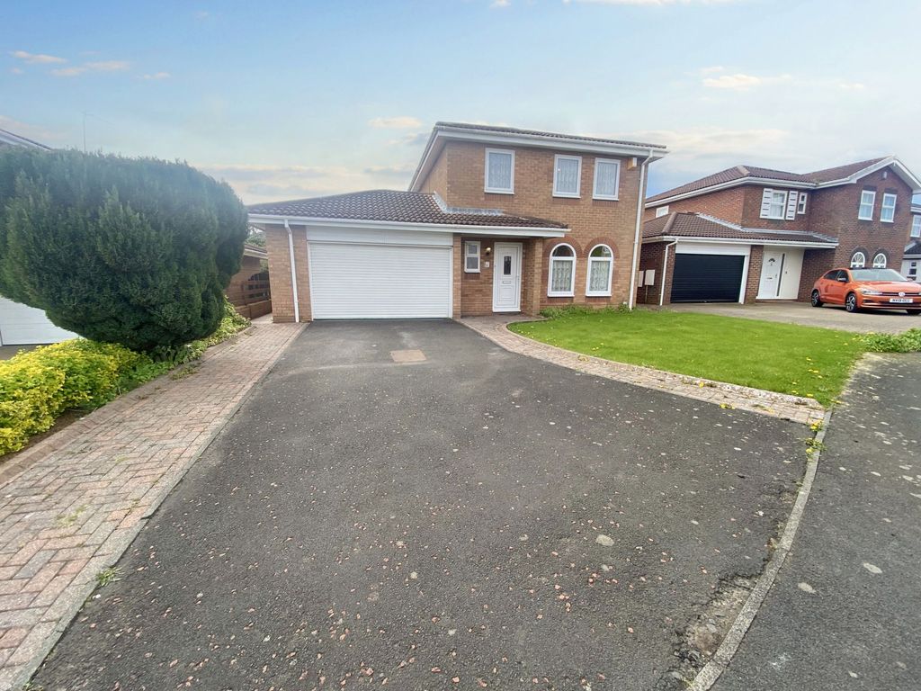 3 bed detached house for sale in Woburn Close, Cramlington NE23, £319,950 Zoopla