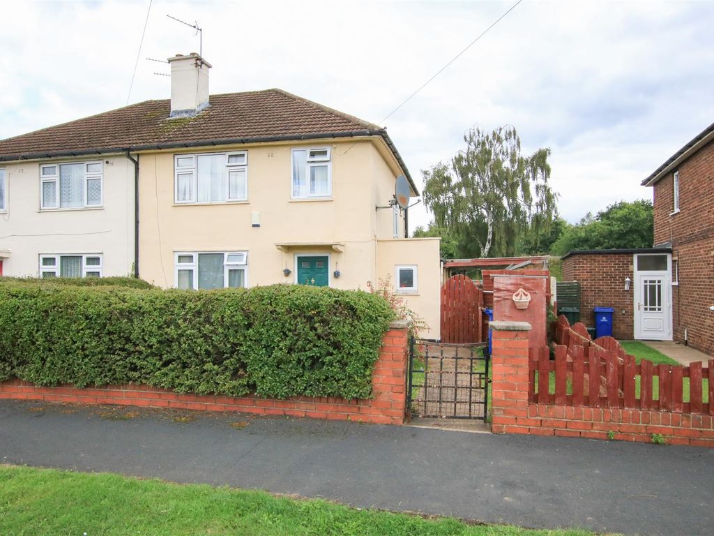 3 bed semidetached house for sale in Wilberforce Road, Clay Lane