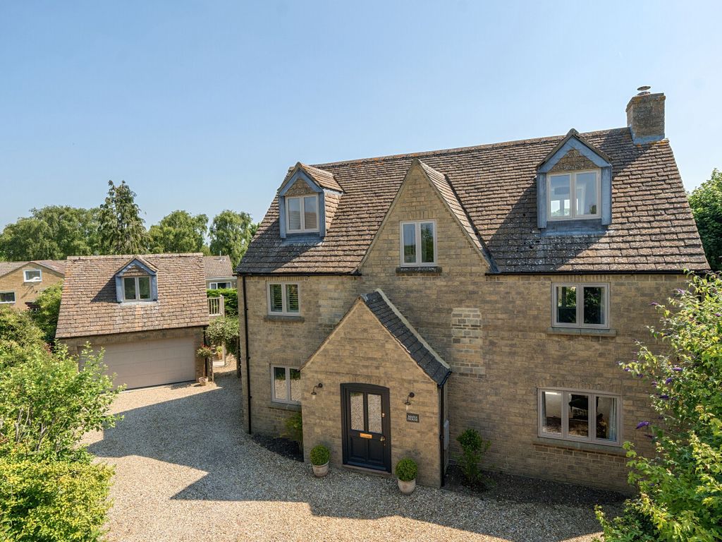 5 bed detached house for sale in High Street, Kempsford, Fairford