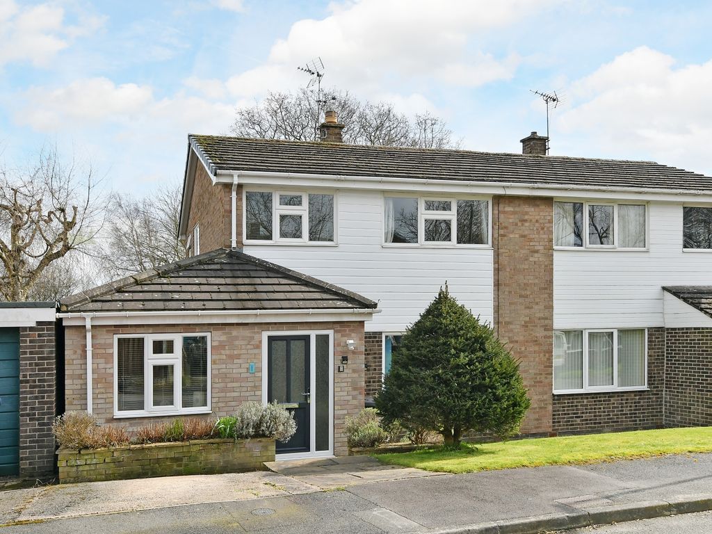 4 bed semidetached house for sale in Nairn Drive, Dronfield Woodhouse