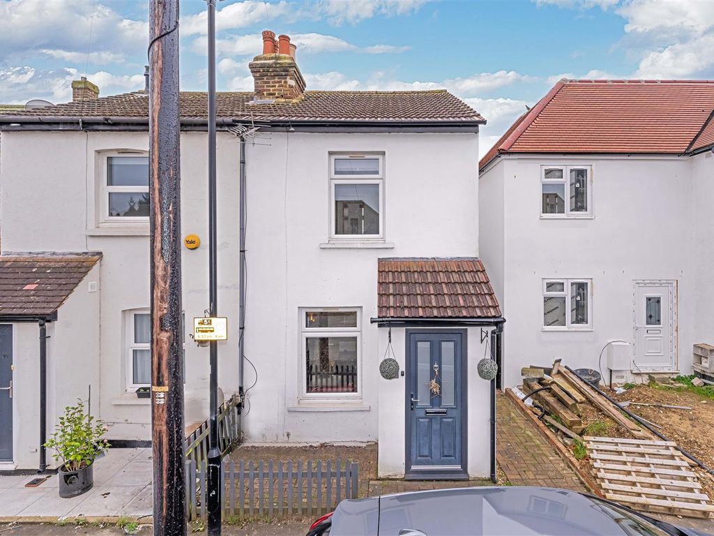 2 bed semidetached house for sale in New Road, Hanworth, Feltham TW13