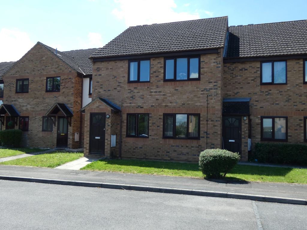 2 bed flat to rent in The Larches, Carterton, Oxfordshire OX18 Zoopla