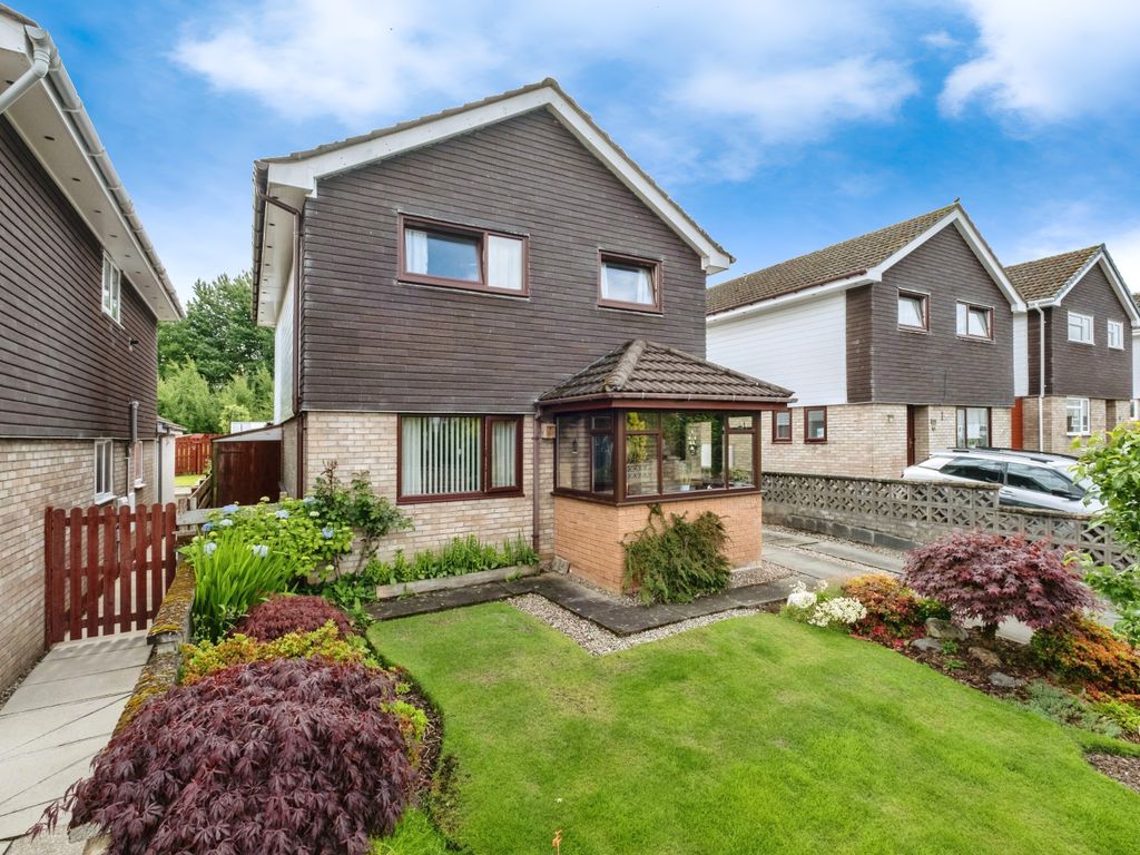 3 bed detached house for sale in Merlin Crescent, Inverness IV2, £