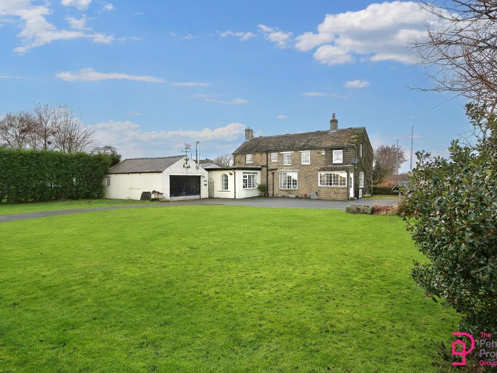 3 bed detached house for sale in Heather Lodge, High Flatts, Huddersfield HD8, £650,000 Zoopla