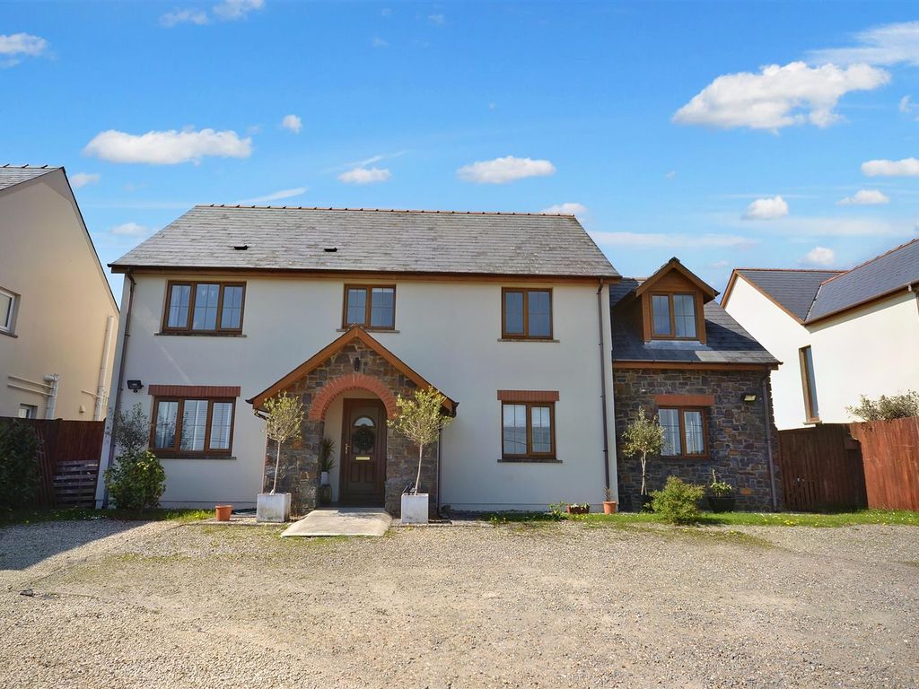 4 bed detached house for sale in Crundale, Haverfordwest SA62 Zoopla