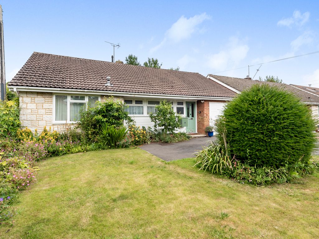 3 bed detached bungalow for sale in Springvale Road, Headbourne Worthy