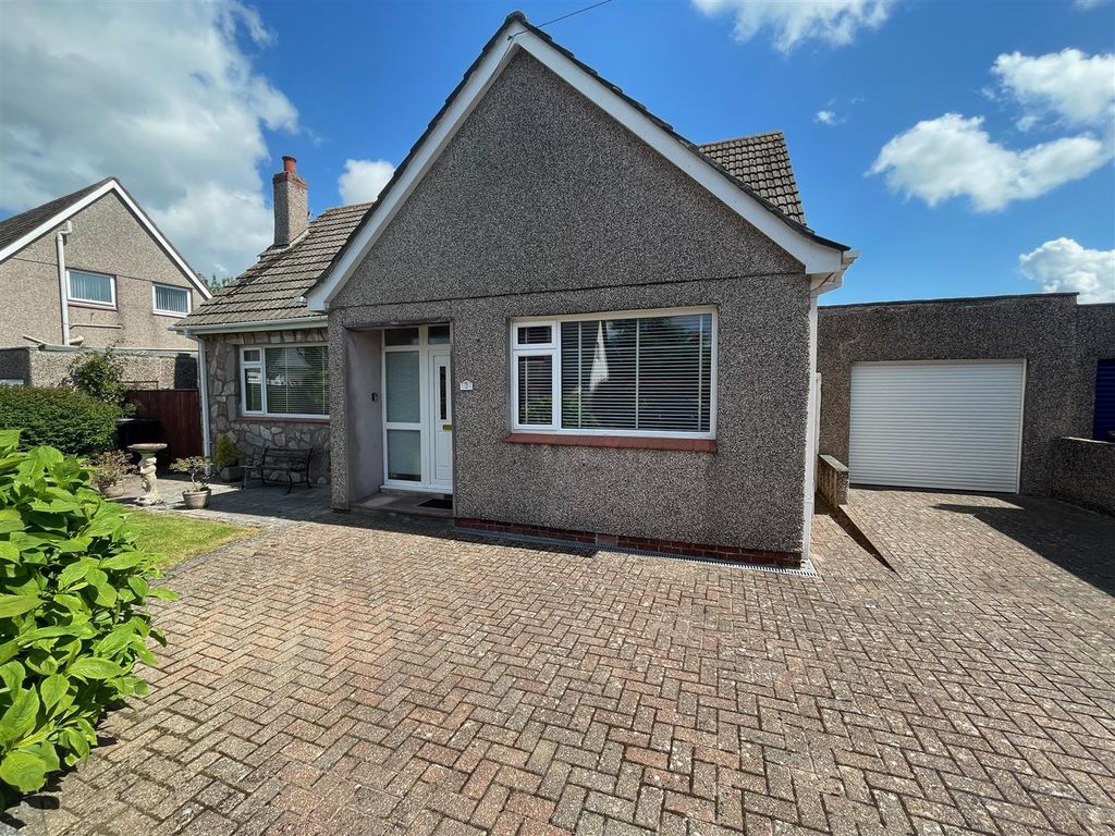 4 bed detached bungalow for sale in Hazelwood Crescent, Sherford