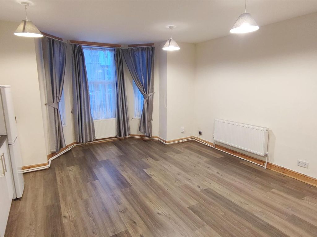 1 bed flat to rent in Lichfield Road, Great Yarmouth NR31, £595 pcm