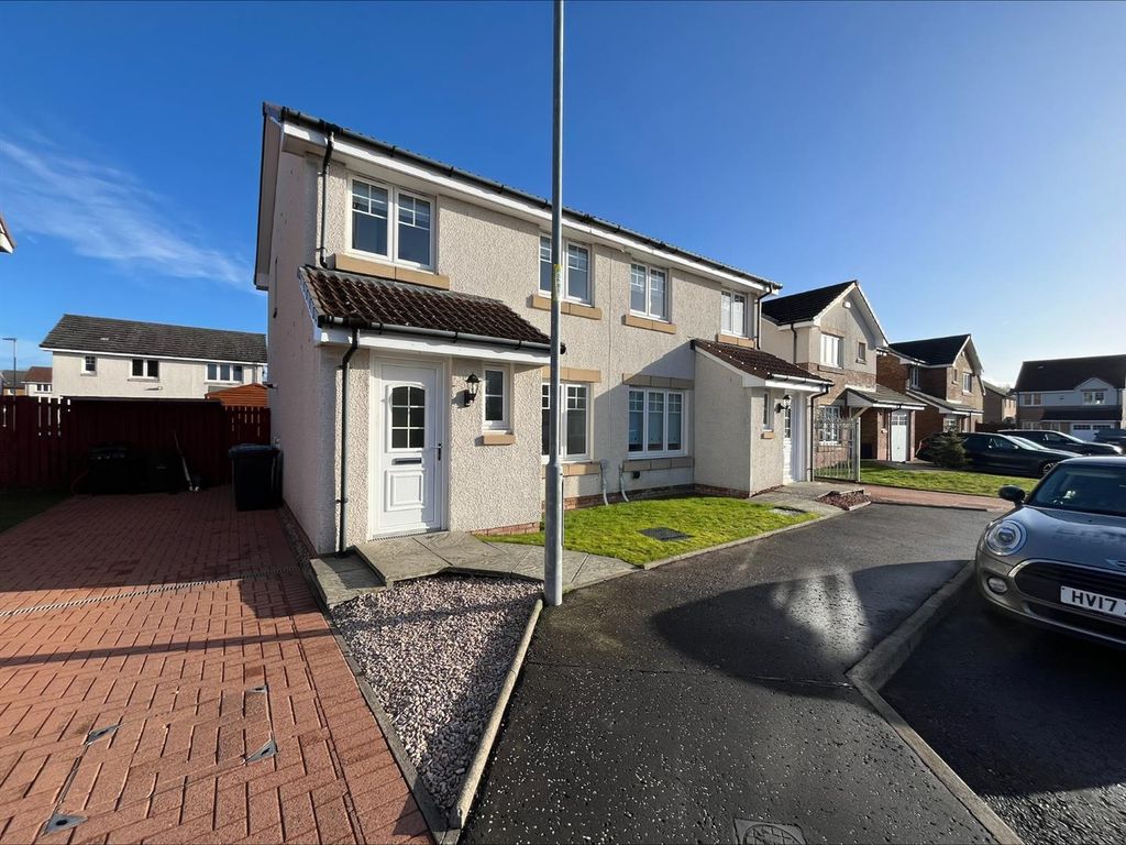 3 bed semidetached house to rent in Shankly Drive, Newmains, Wishaw