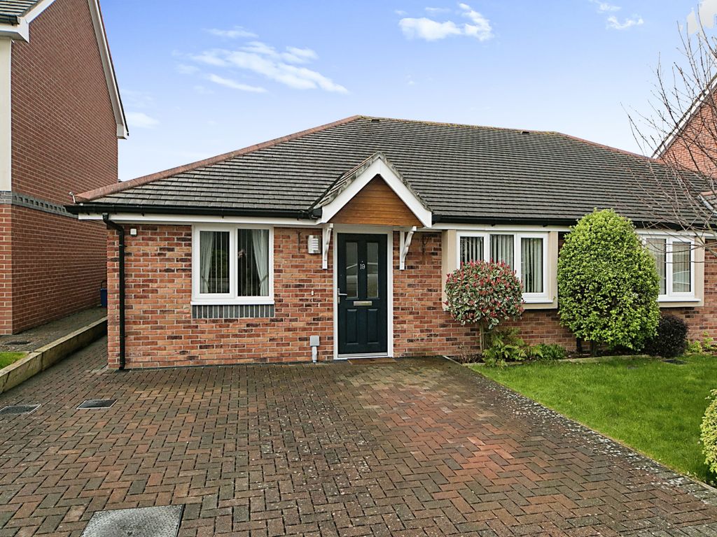 2 bed bungalow for sale in Parc Castell, Llandudno Junction, Conwy LL31 Zoopla