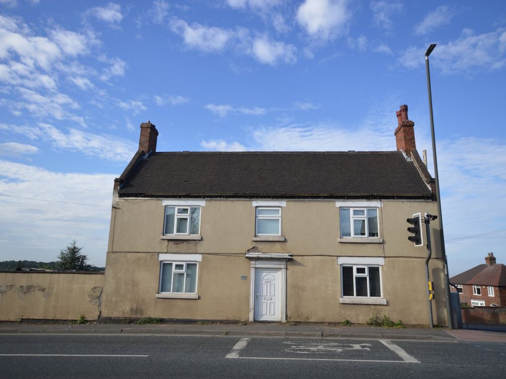 4 bed linkdetached house for sale in Burton Road, Midway, Swadlincote