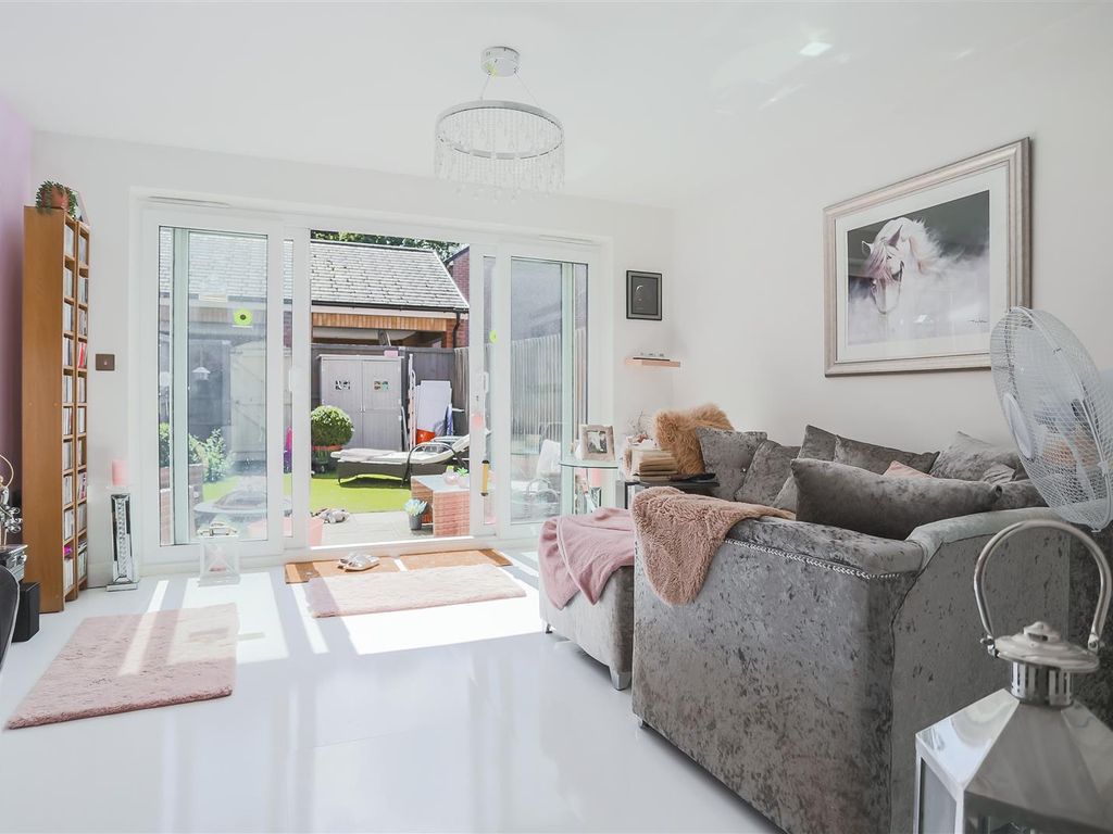 2 bed property for sale in Folly Wood Drive, Chorley PR7 Zoopla