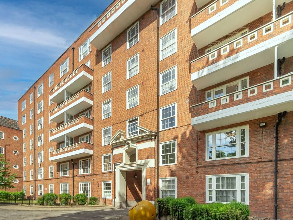 Barrow Hill Estate, St John's Wood, London NW8  