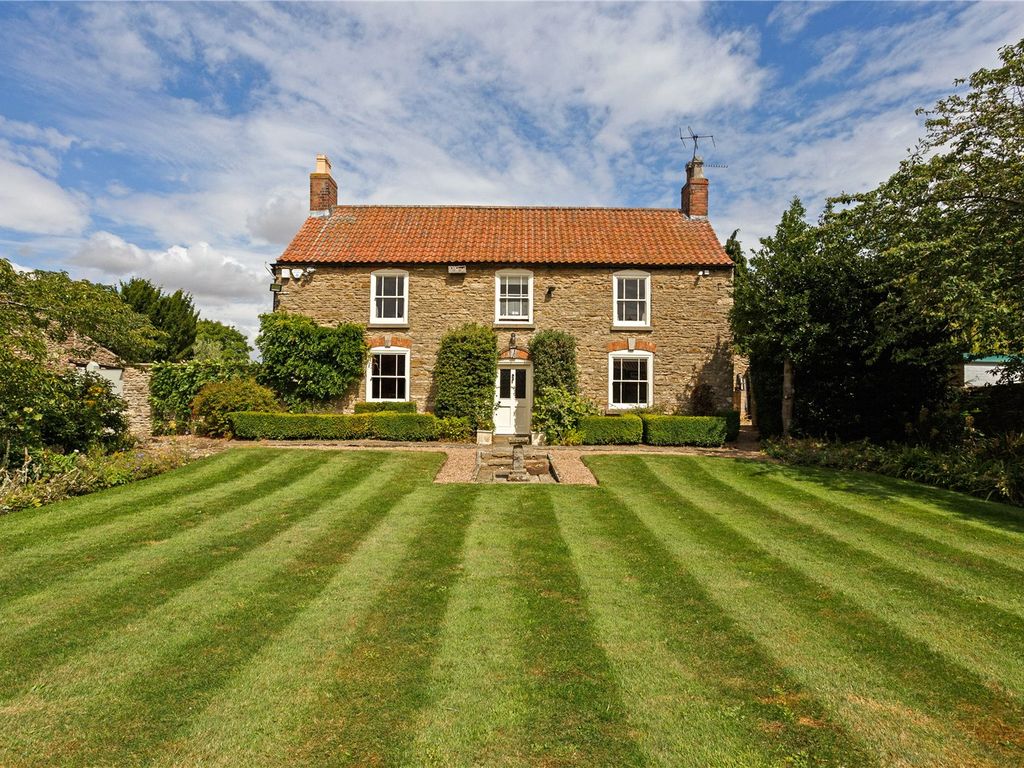 5 bed detached house for sale in Old Beer House, Front Street, Normanby