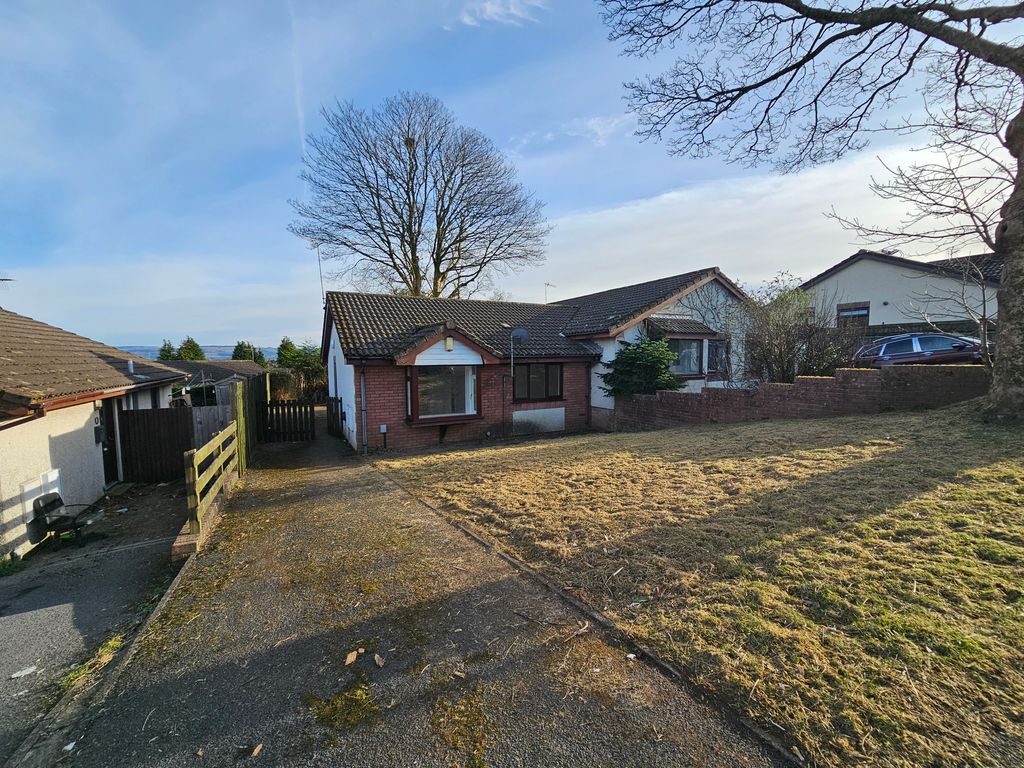 2 bed bungalow to rent in Brynteg, Swansea SA7, £800 pcm Zoopla