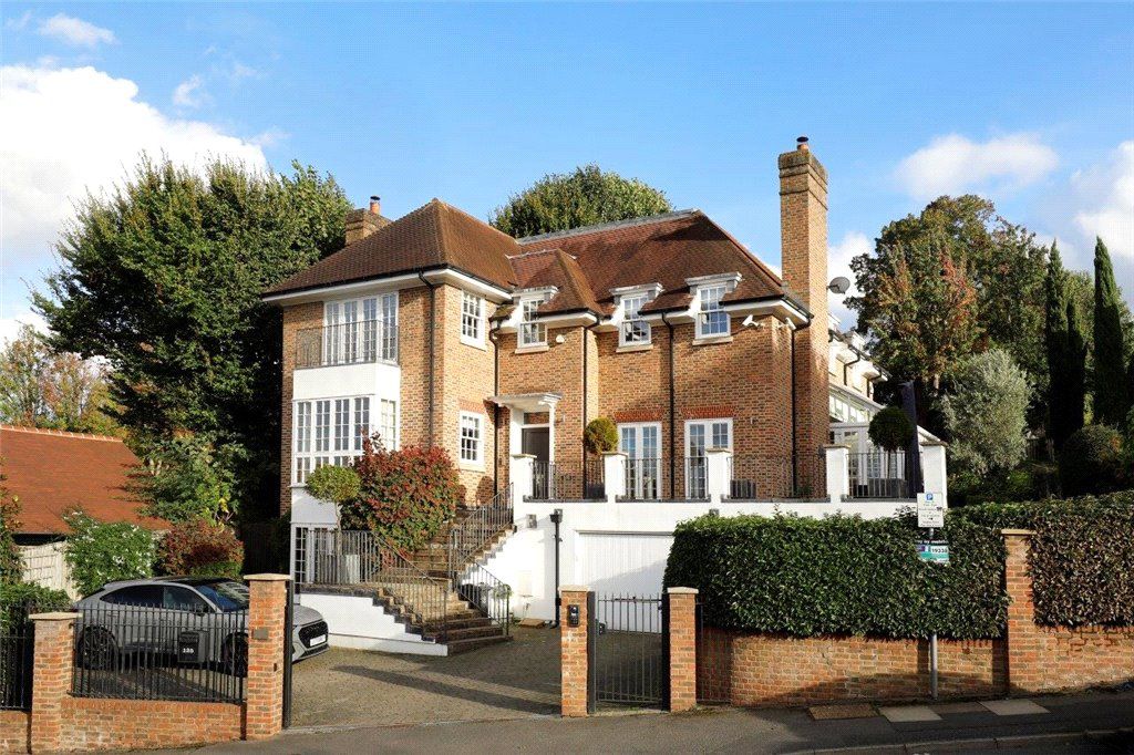 Home Park Road, Wimbledon SW19  