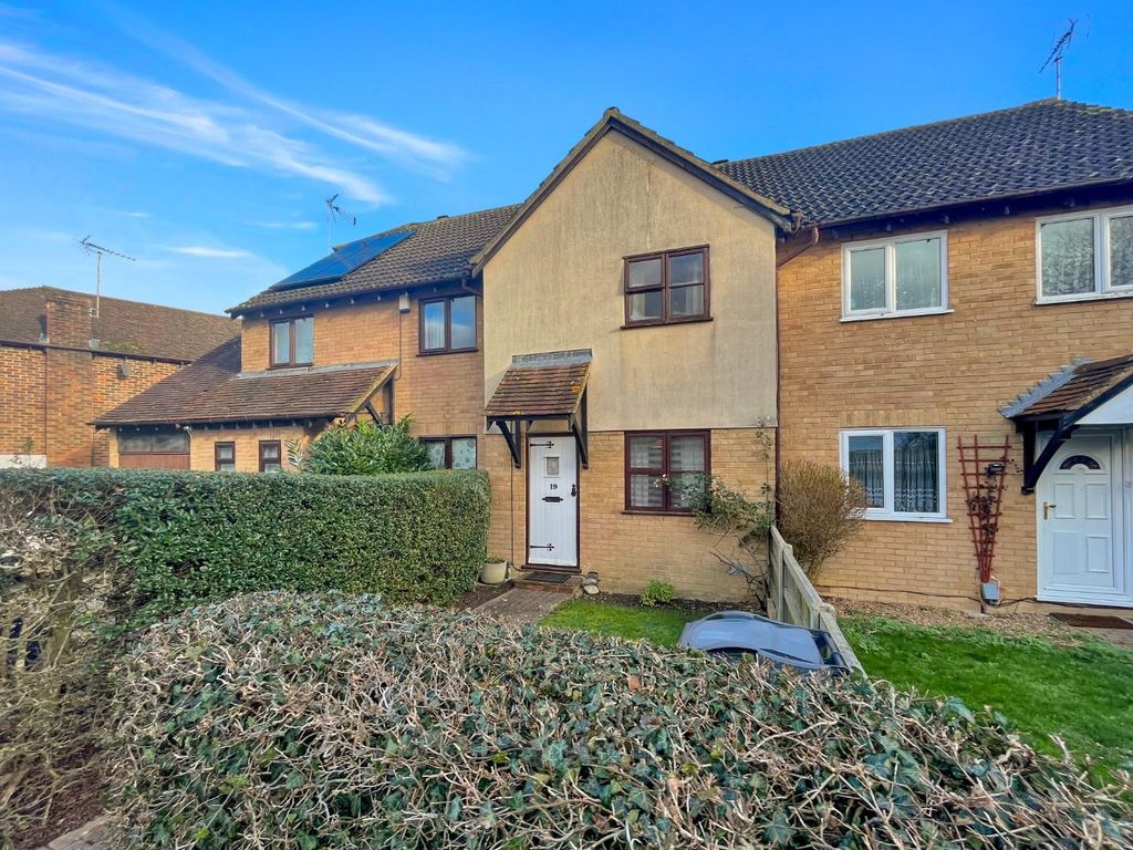 2 bed terraced house for sale in Homestead, Singleton, Ashford TN23, £