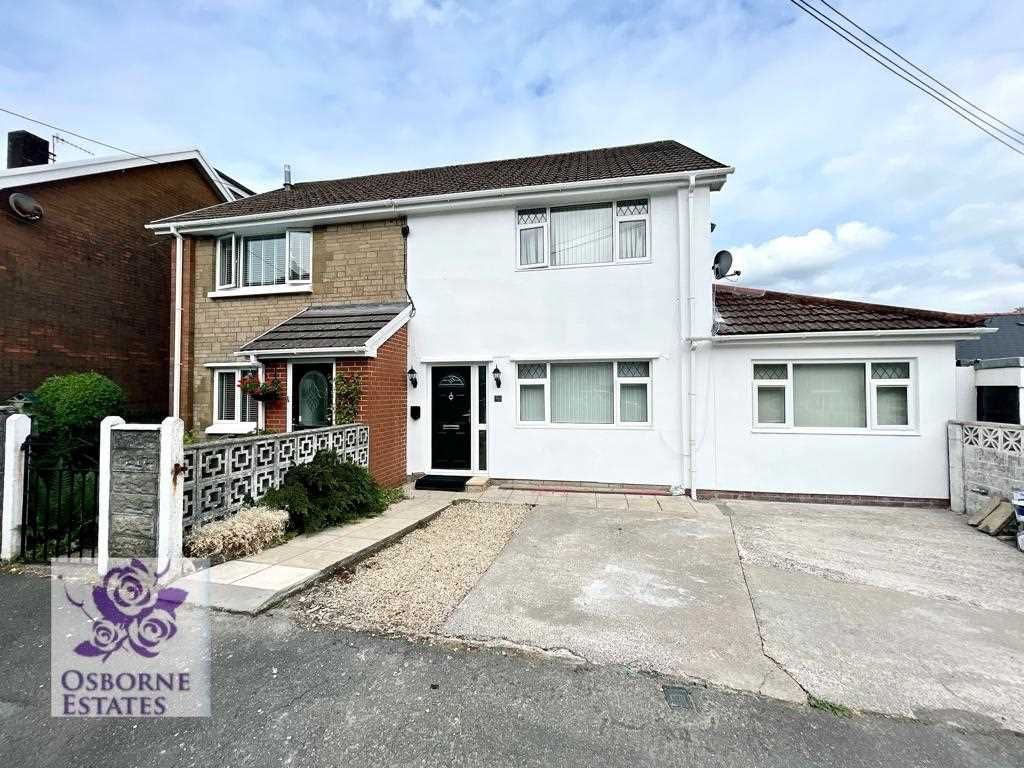 3 bed semidetached house for sale in Gellideg Road, Maesycoed