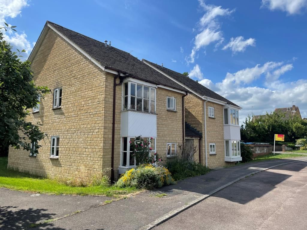 Studio for sale in Eton Close, Witney OX28, £110,000 Zoopla